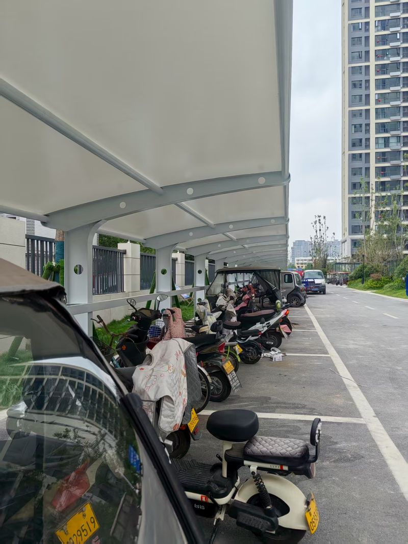 新飞建业府2期电车棚